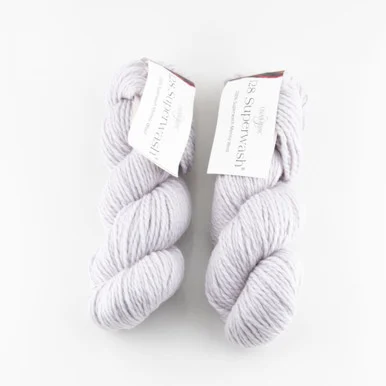 128 Superwash // 516 Glacier Gray